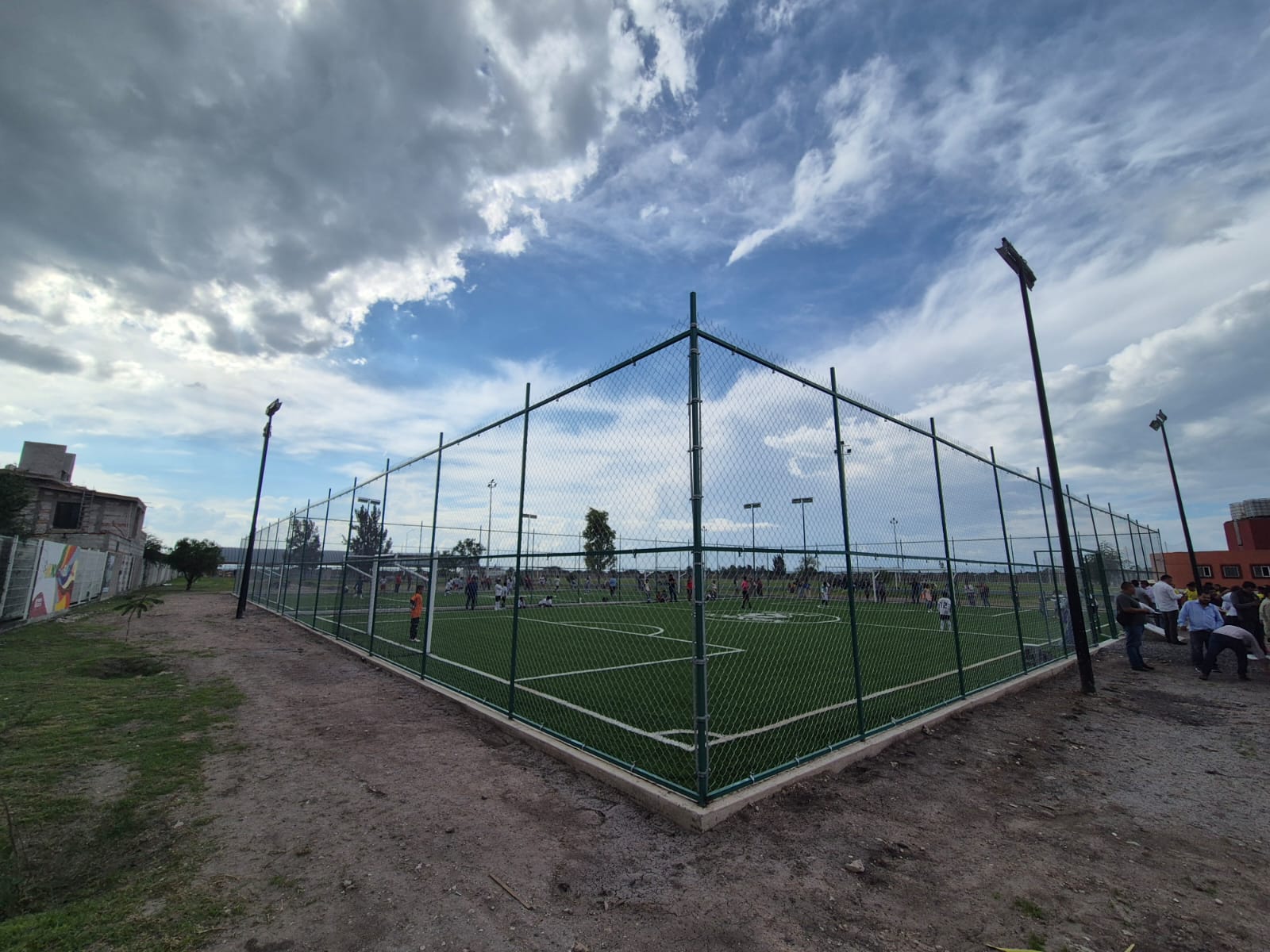 CONSTRUCCIÓN DE CANCHA DE FÚTBOL 5 EN LA LIRA 1 EN PEDRO ESCOBEDO