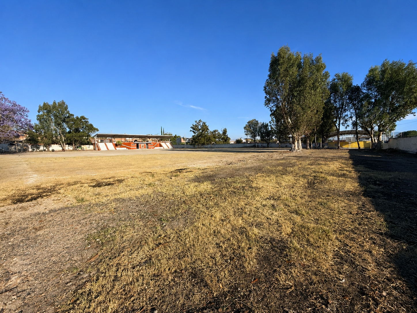 CONSTRUCCIÓN DE CANCHA FÚTBOL 5 EN EL CAMPO DEPORTIVO EN ANGAMACUTIRO
