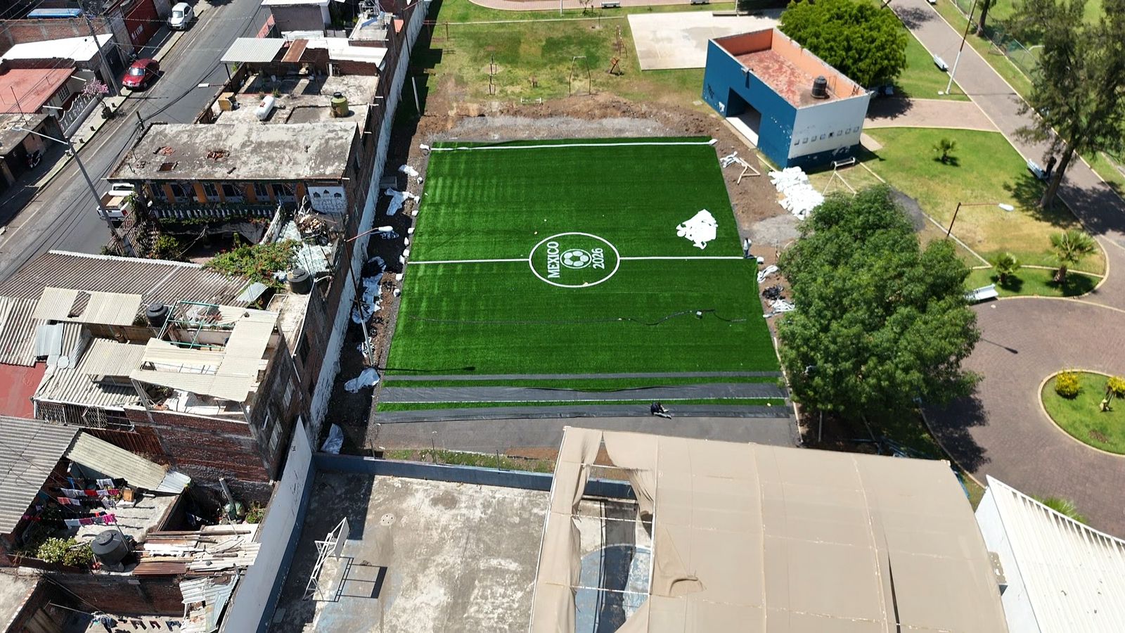 CONSTRUCCIÓN DE CANCHA FÚTBOL 5 EN LA UNIDAD DEPORTIVA LÁZARO CÁRDENAS EN ZAMORA