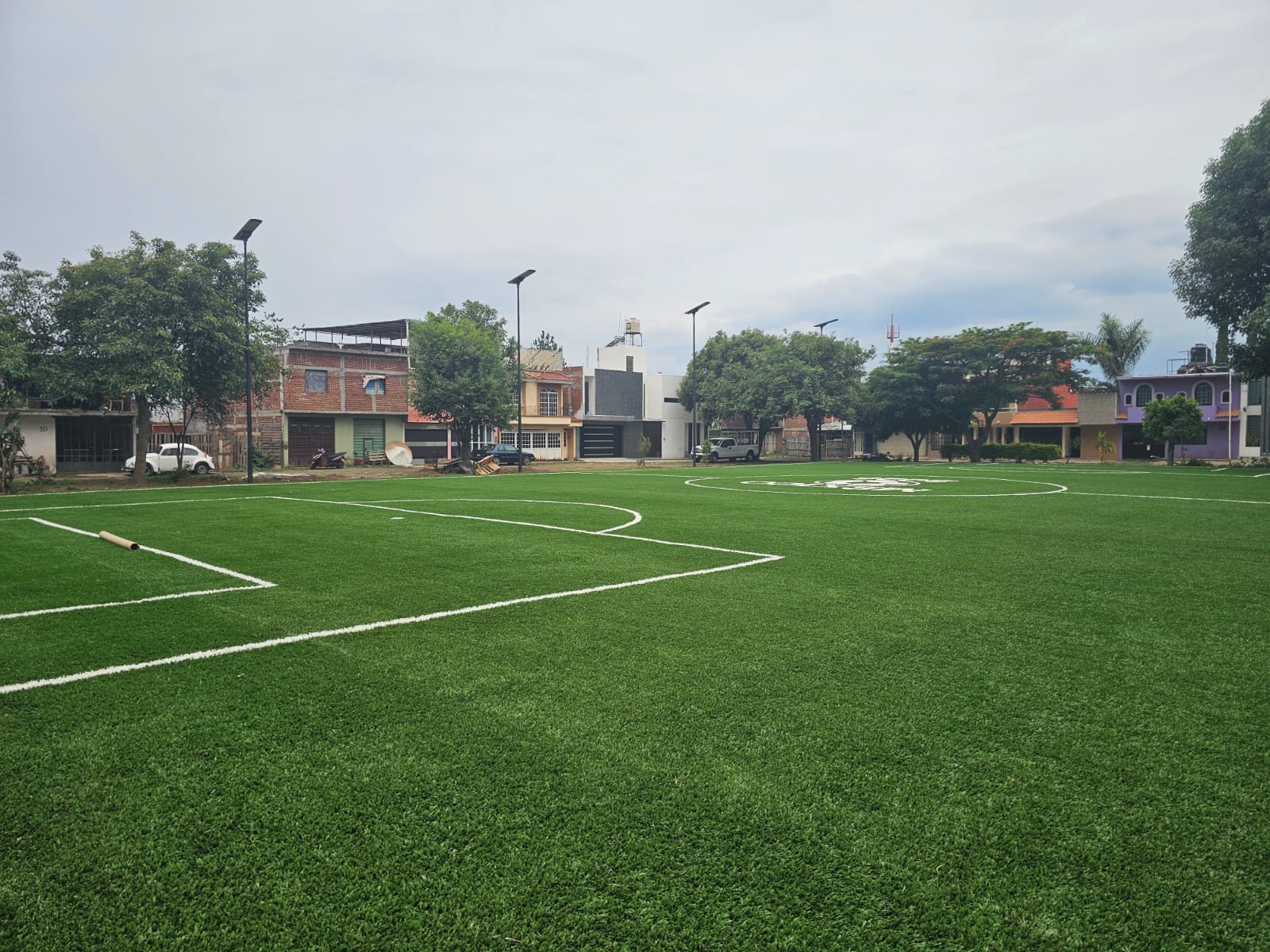 CONSTRUCCIÓN DE CANCHA FÚTBOL 7 EN RANCHO SANTA ROSA EN URUAPAN