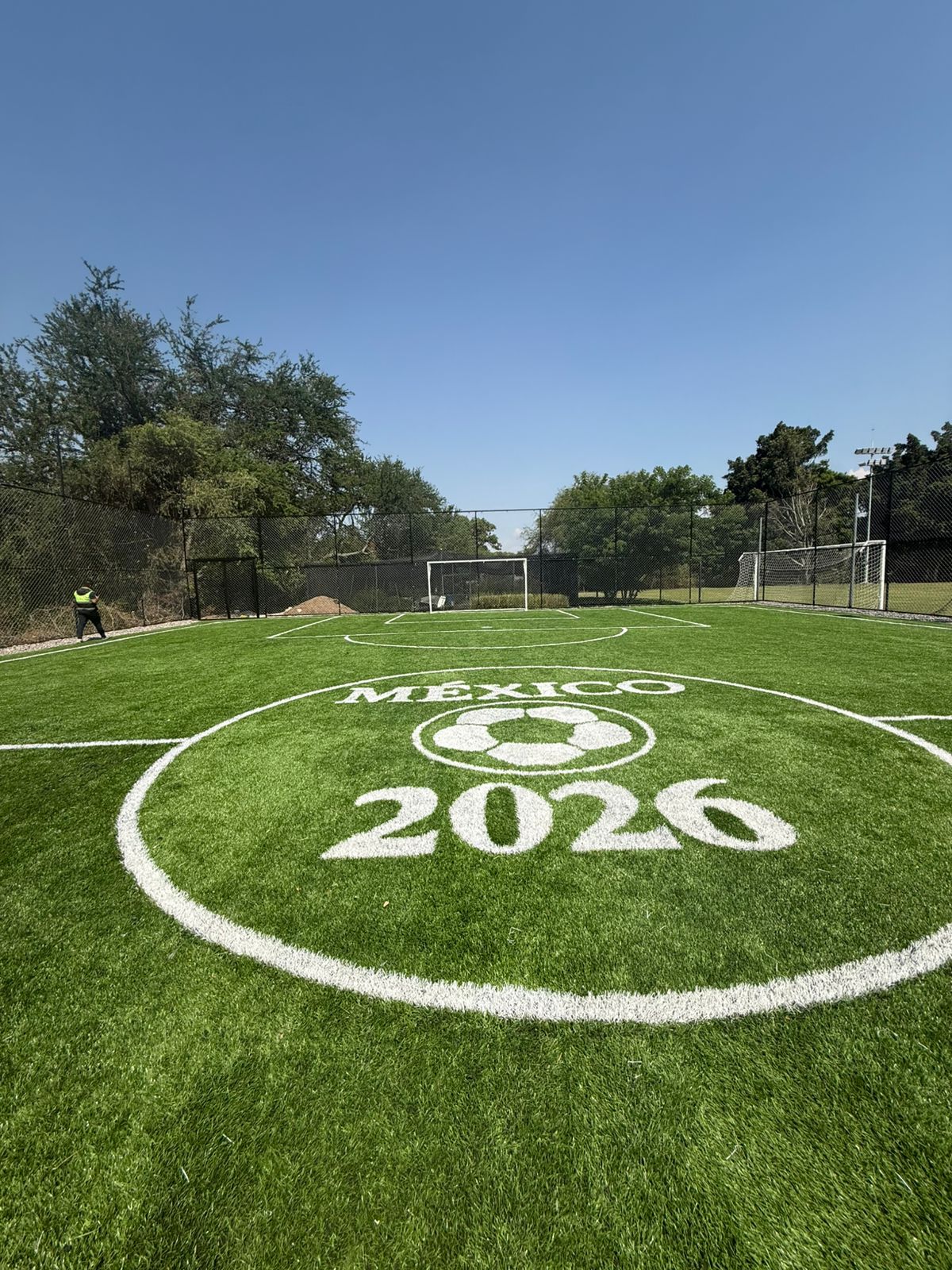 CONSTRUCCIÓN DE CANCHA FÚTBOL 5 EN UNIDAD DEPORTIVA LA MELENA EN MAZATEPEC