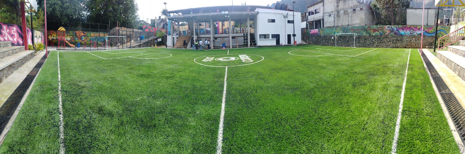 CONSTRUCCIÓN DE CANCHA FÚTBOL 5 EN CANCHAS DE LA SANTISIMA EN TEPOZTLÁN