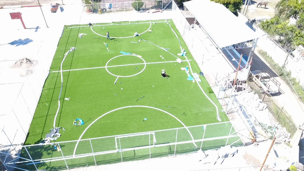 CONSTRUCCIÓN DE CANCHA FÚTBOL 5 EN TICUMAN EN TLALTIZAPÁN DE ZAPATA