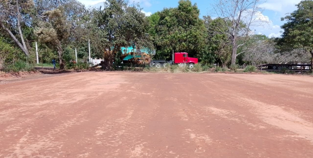 CONSTRUCCIÓN DE CANCHA DE FÚTBOL 5 EN EL CAMPO DE CHACAMAX EN LA LIBERTAD