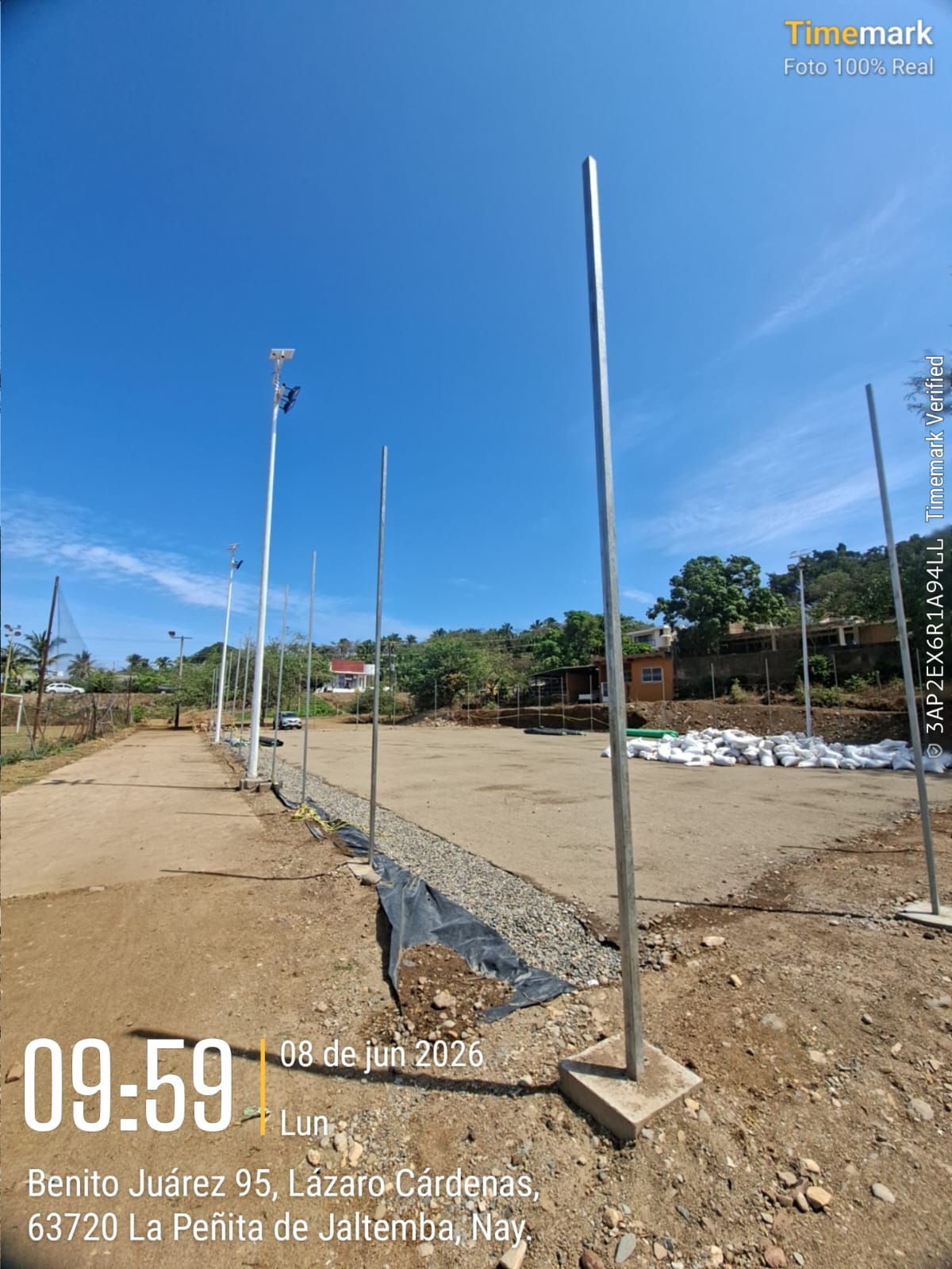 CONSTRUCCIÓN DE CANCHA FÚTBOL 5 EN UNIDAD DEPORTIVA LA PENITA