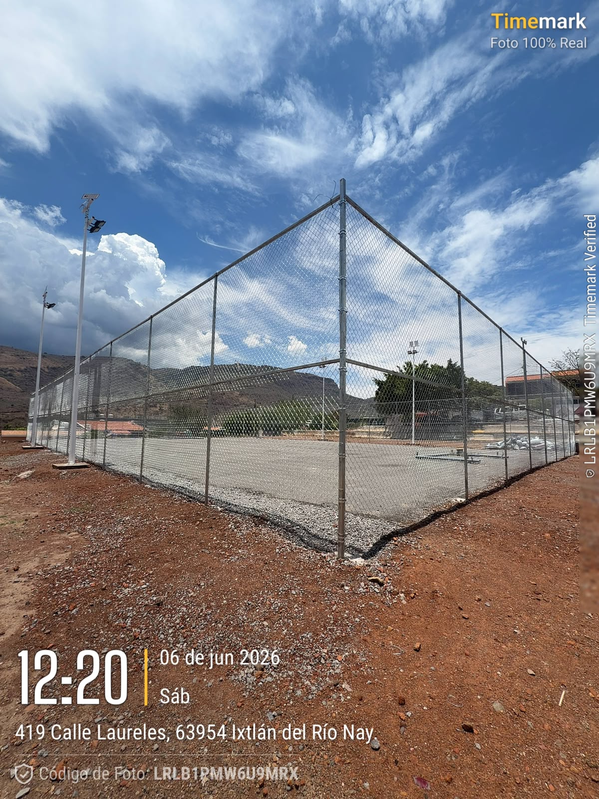 CONSTRUCCIÓN DE CANCHA FÚTBOL 5 EN LÓPEZ PORTILLO EN IXTLÁN DEL RÍO