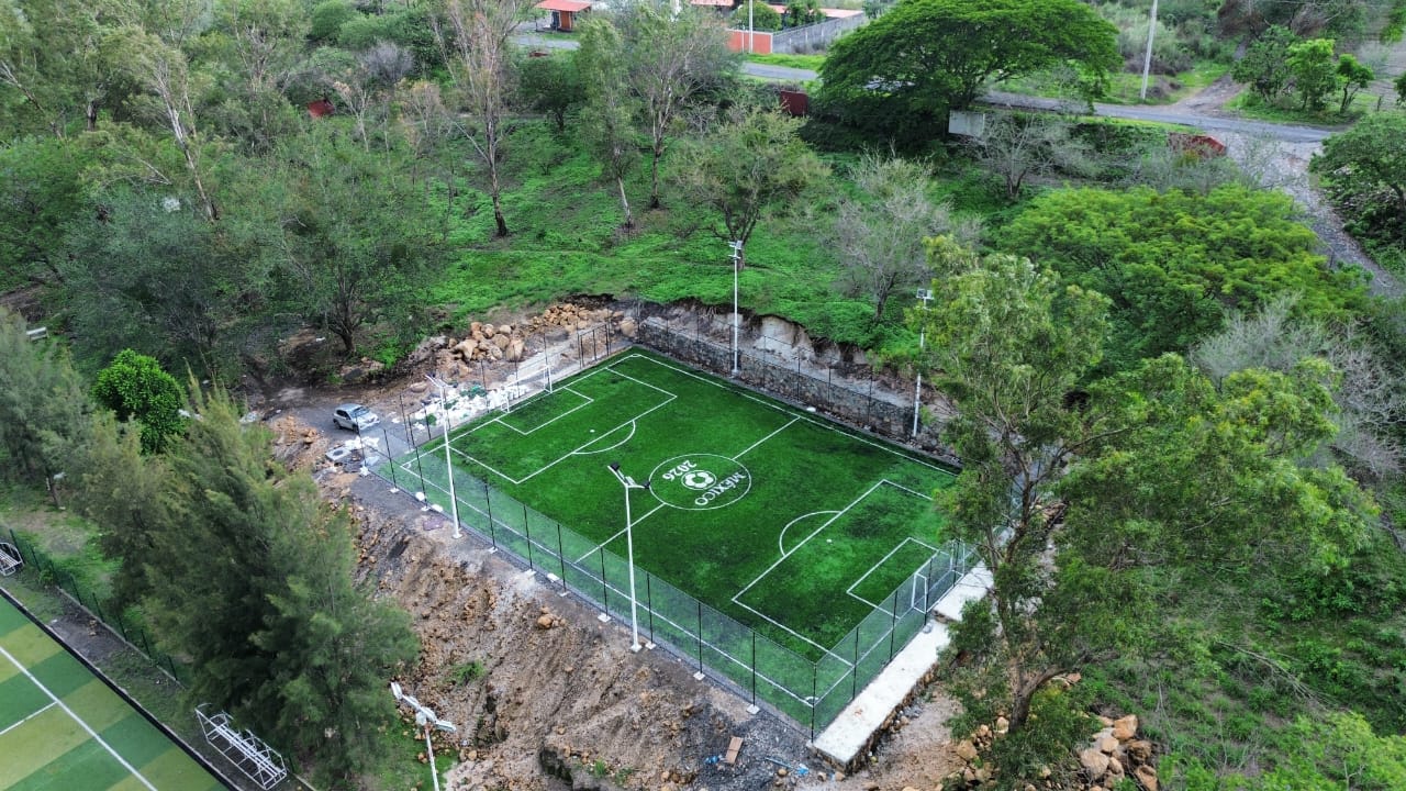 CONSTRUCCIÓN DE CANCHA FÚTBOL 5 EN CANCHA EL TUCÁN EN JALA