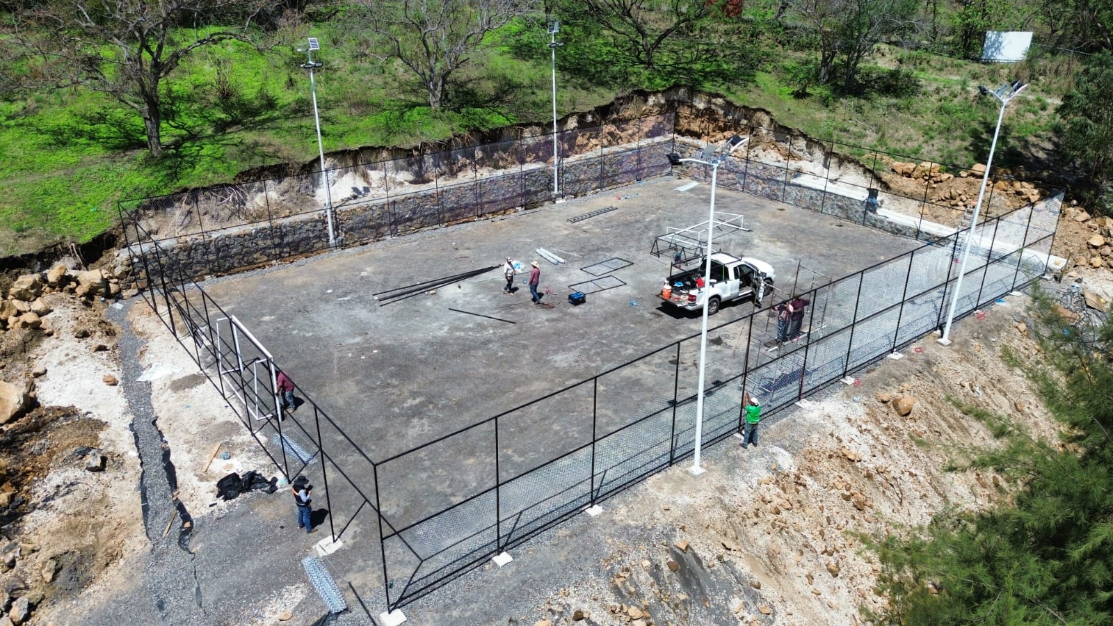 CONSTRUCCIÓN DE CANCHA FÚTBOL 5 EN CANCHA EL TUCÁN EN JALA