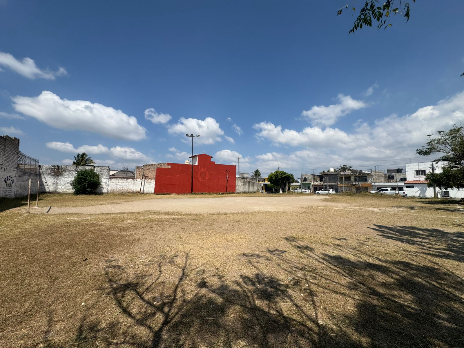 CONSTRUCCIÓN DE CANCHA FÚTBOL 5 EN CANCHA DEPORTIVA EL KOA EN TEPIC