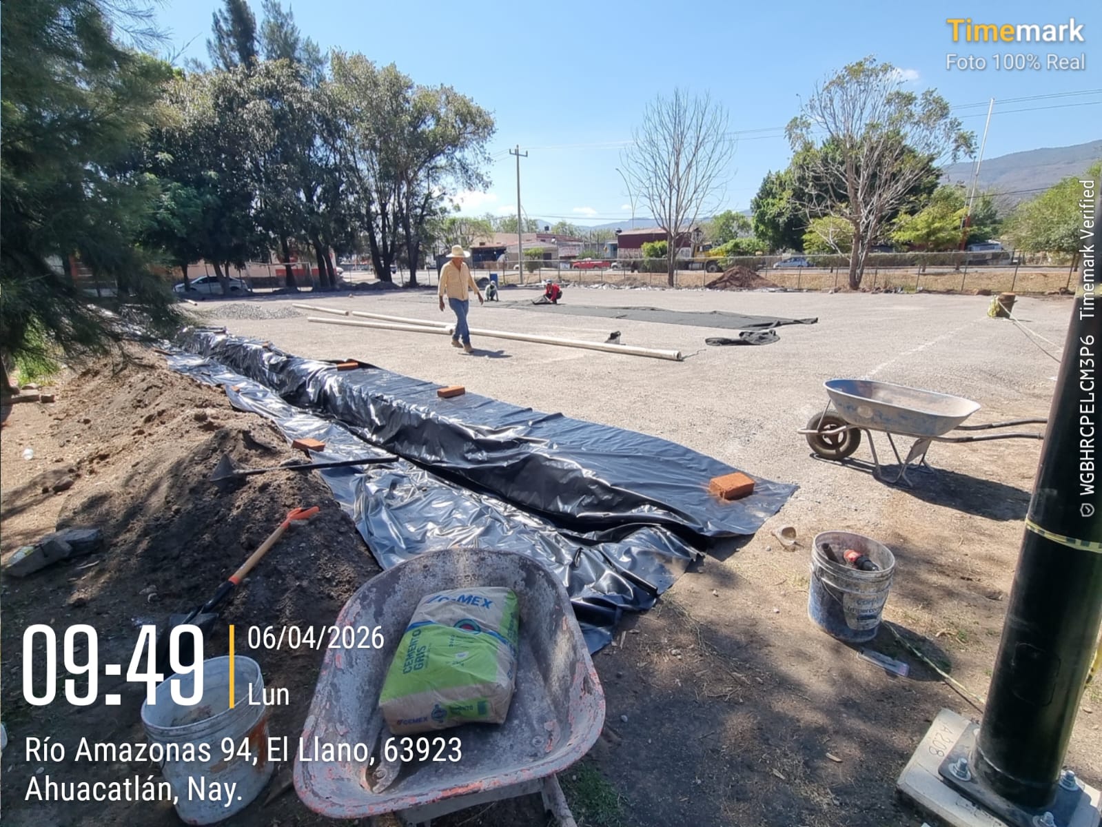 CONSTRUCCIÓN DE CANCHA FÚTBOL 5 EN UNIDAD DEPORTIVA DE AHUACATLÁN