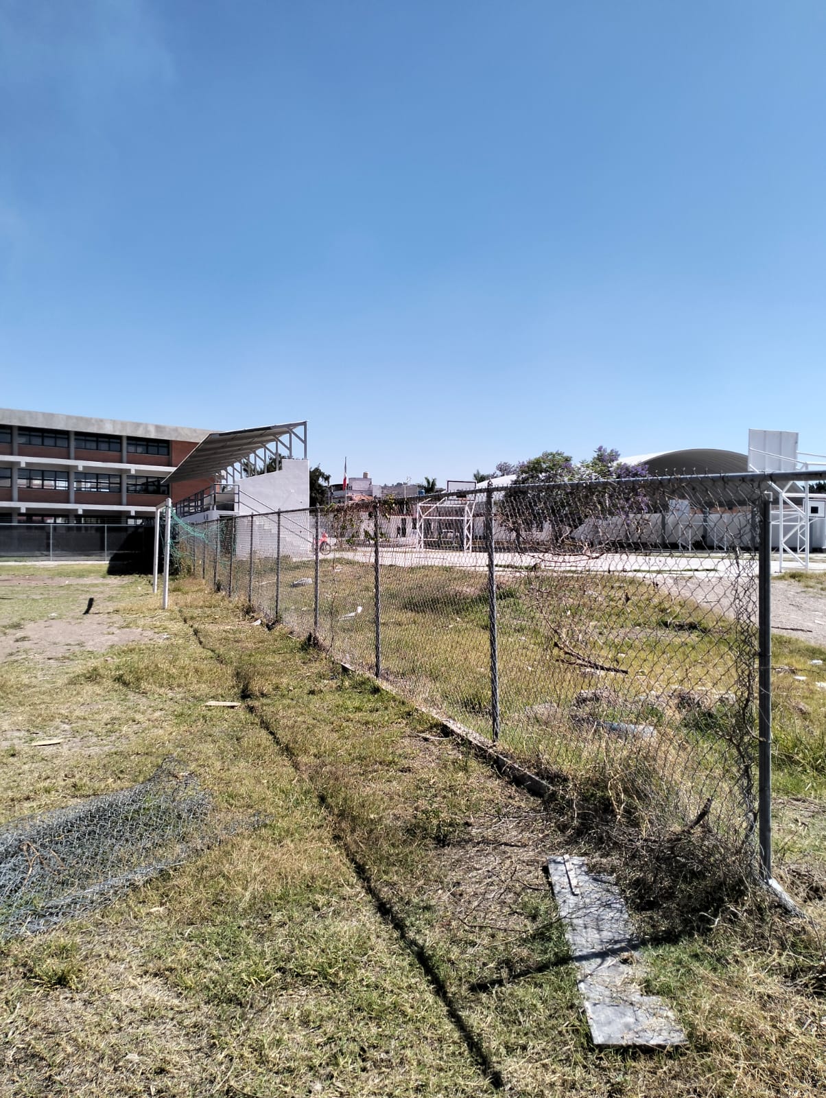 CONSTRUCCIÓN DE CANCHA FÚTBOL 7 EN EL SALTO 3