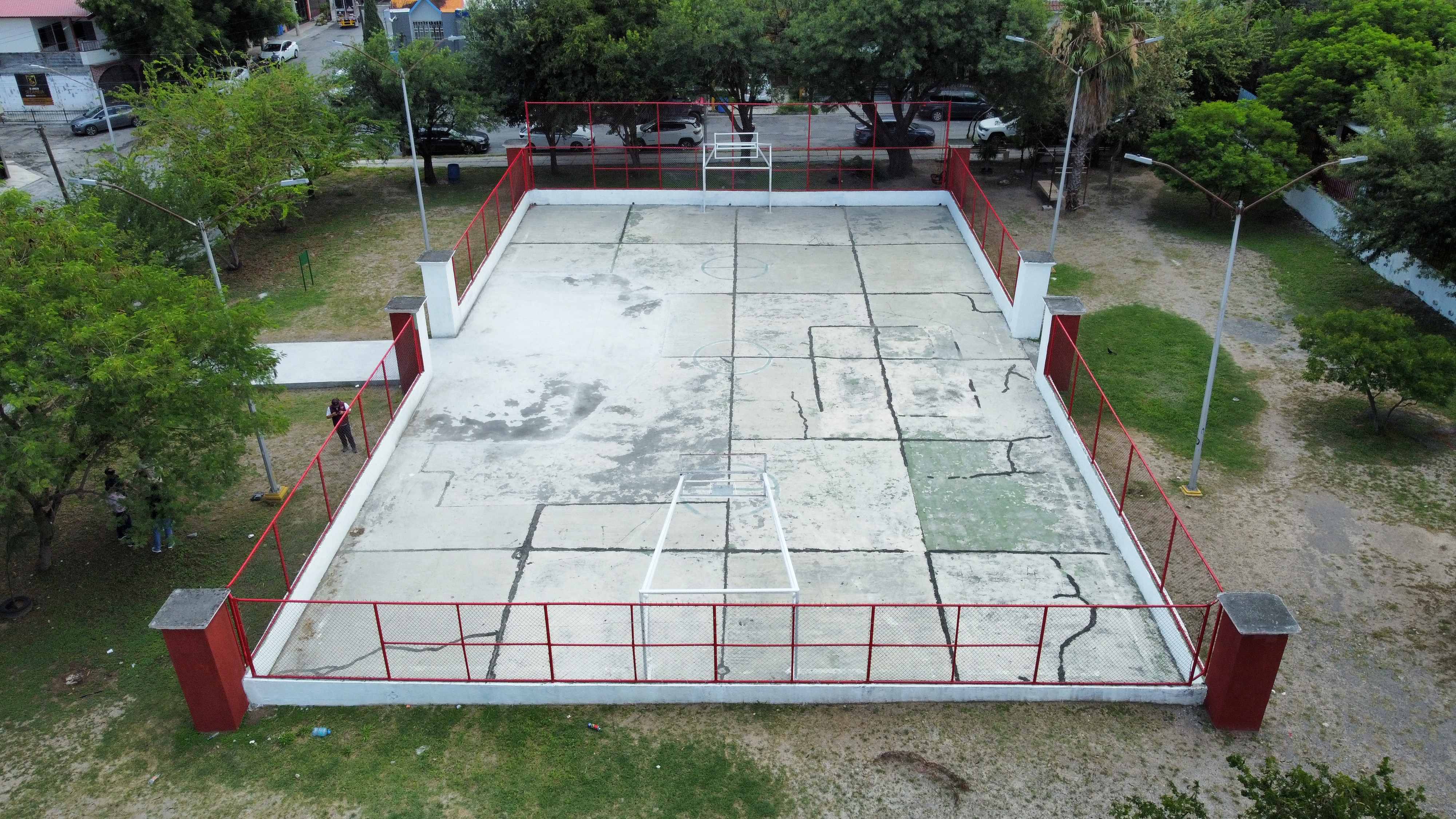 REHABILITACIÓN DE MULTICANCHA EN PLAZA COLONIA HACIENDA DE ESCOBEDO