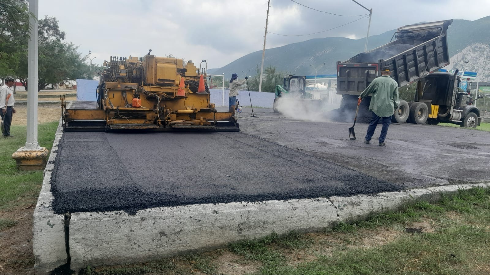 REHABILITACIÓN DE CANCHA DE FÚTBOL 5 EN PLAZA COLONIA VALLE DEL TOPO CHICO EN MONTERREY