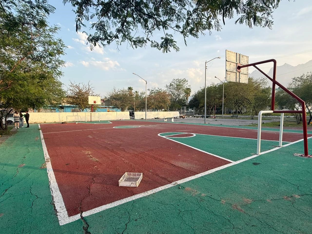 REHABILITACIÓN DE MULTICANCHA EN ESPACIO DEPORTIVO EN MONTERREY