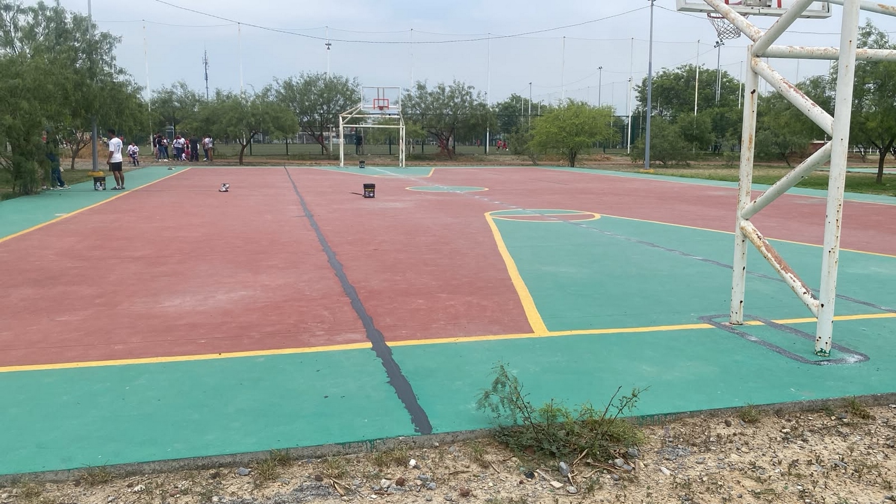 REHABILITACIÓN DE MULTICANCHA EN UNIDAD DEPORTIVA BICENTENARIO EN MONTERREY