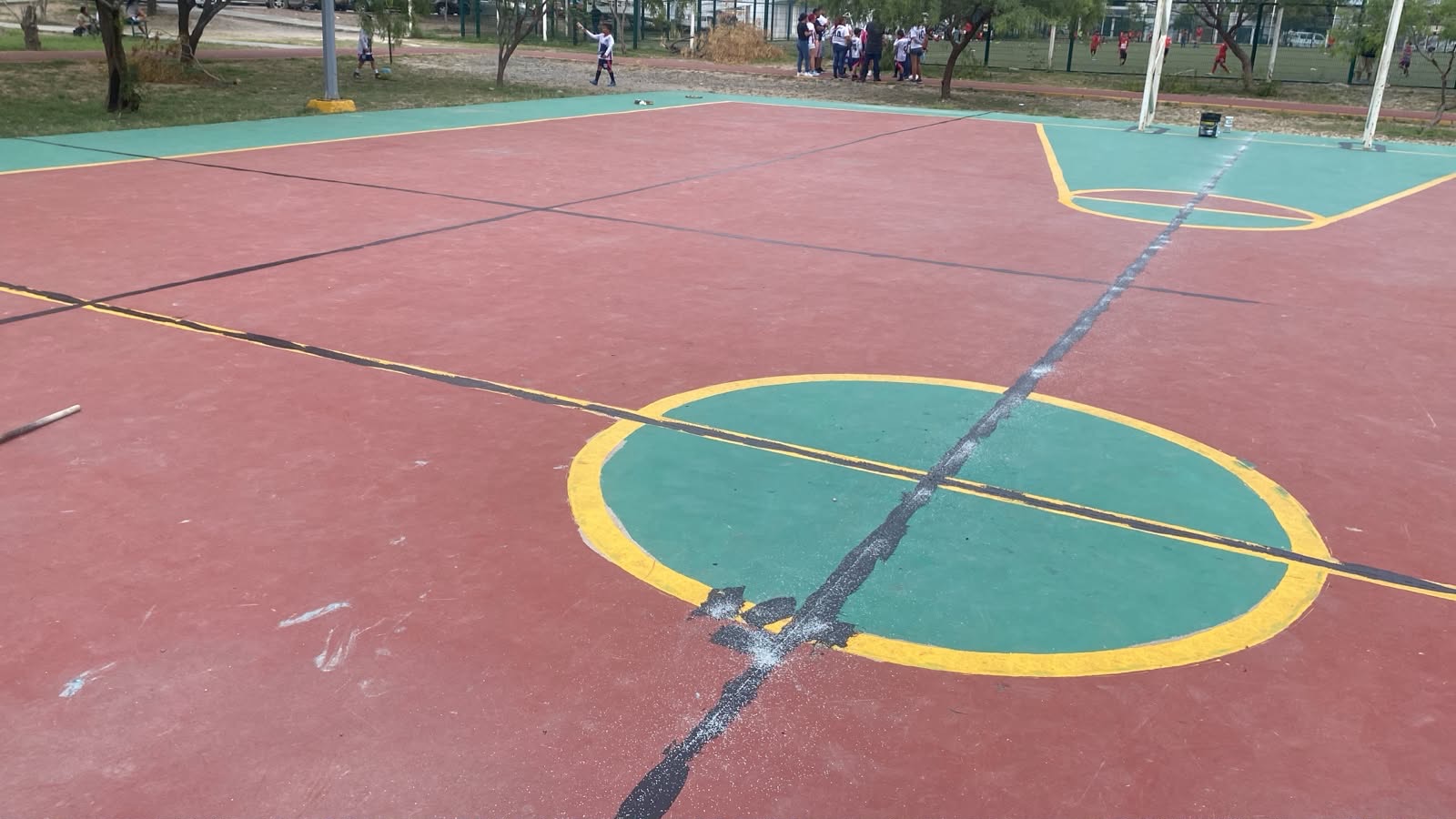 REHABILITACIÓN DE MULTICANCHA EN UNIDAD DEPORTIVA BICENTENARIO EN MONTERREY
