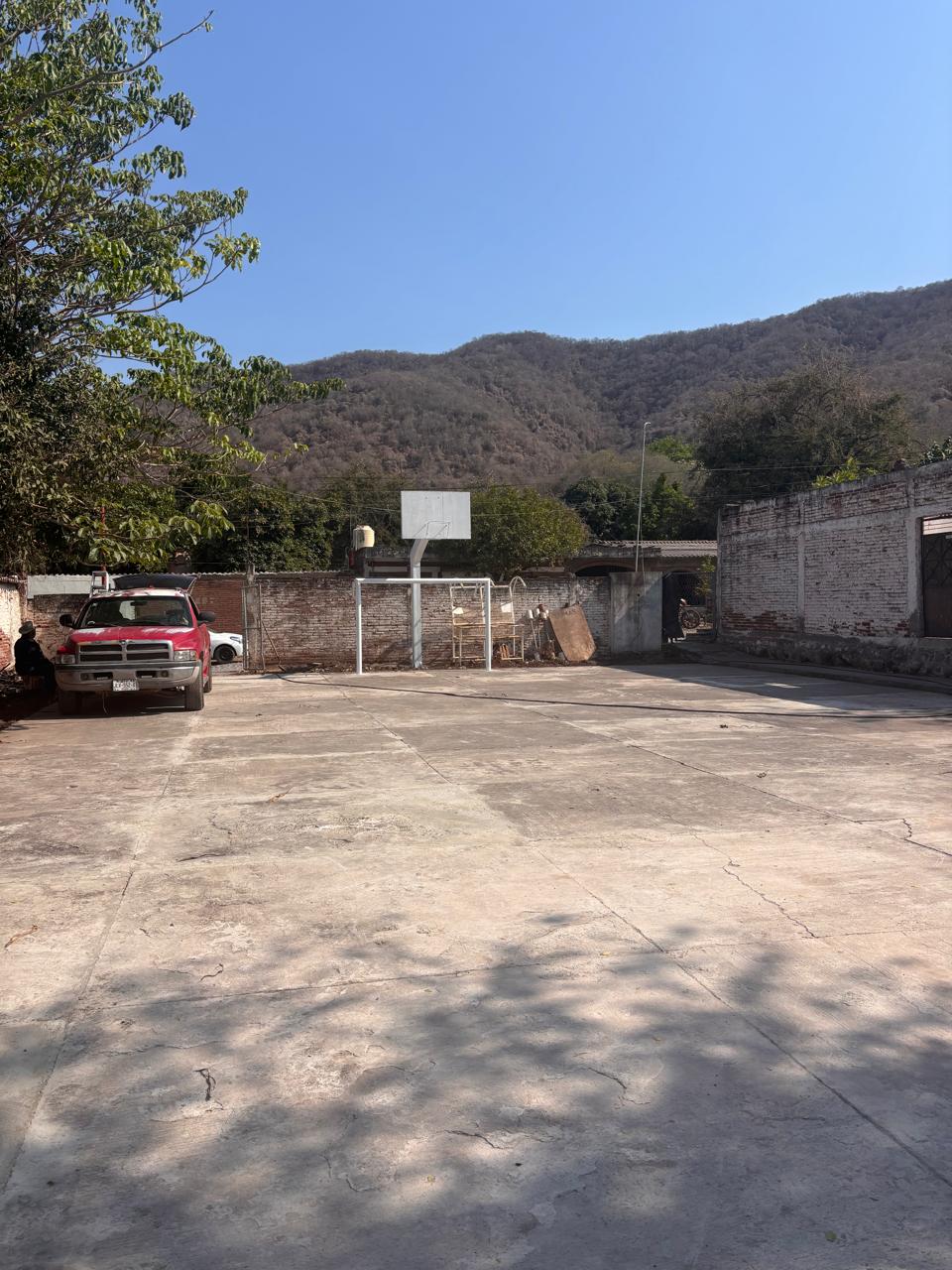 REHABILITACIÓN DE MULTICANCHA EN COFRADÍA DE JUÁREZ ARMERÍA