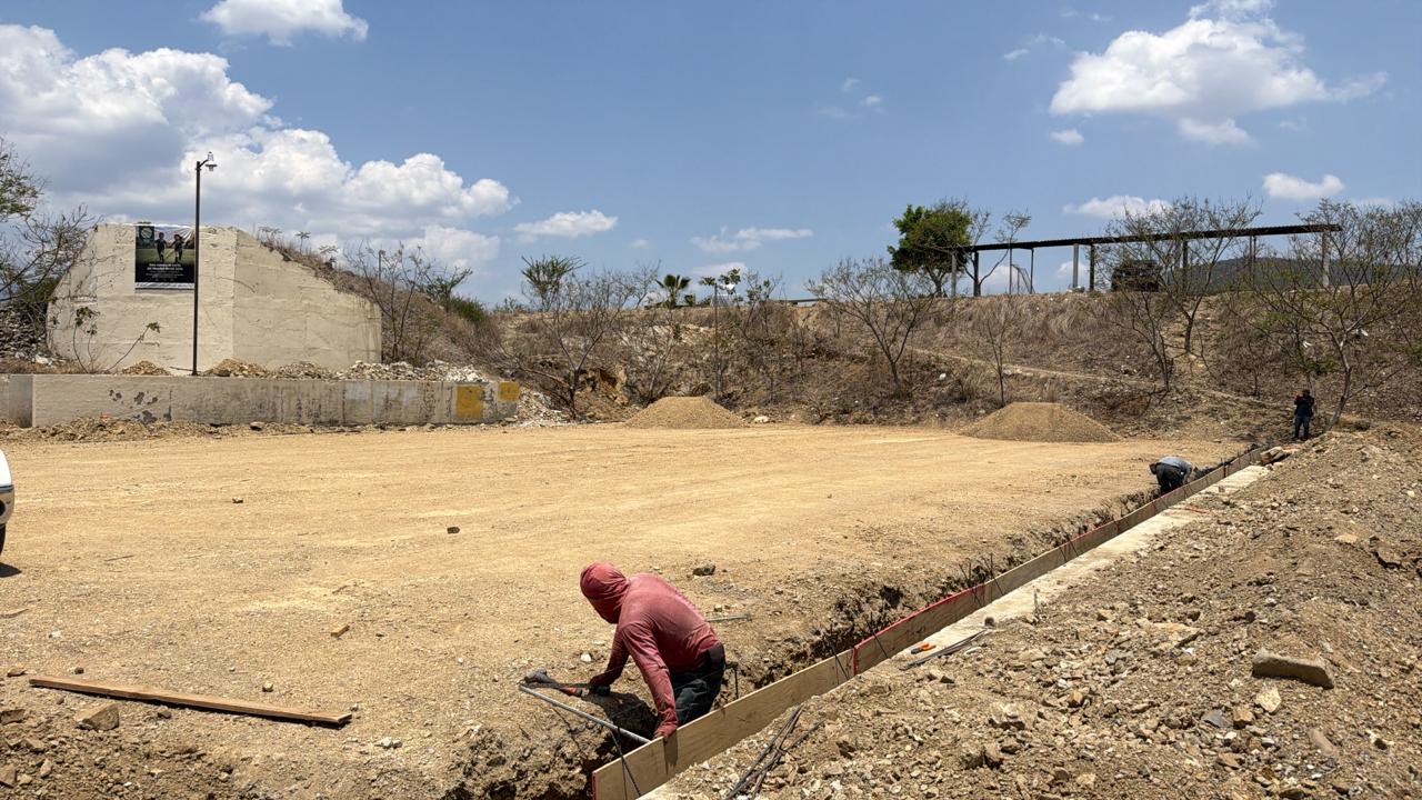 CONSTRUCCIÓN DE CANCHA FÚTBOL 5 EN UNIDAD DEPORTIVA EN SAN BALTAZAR CHICHICAPAM