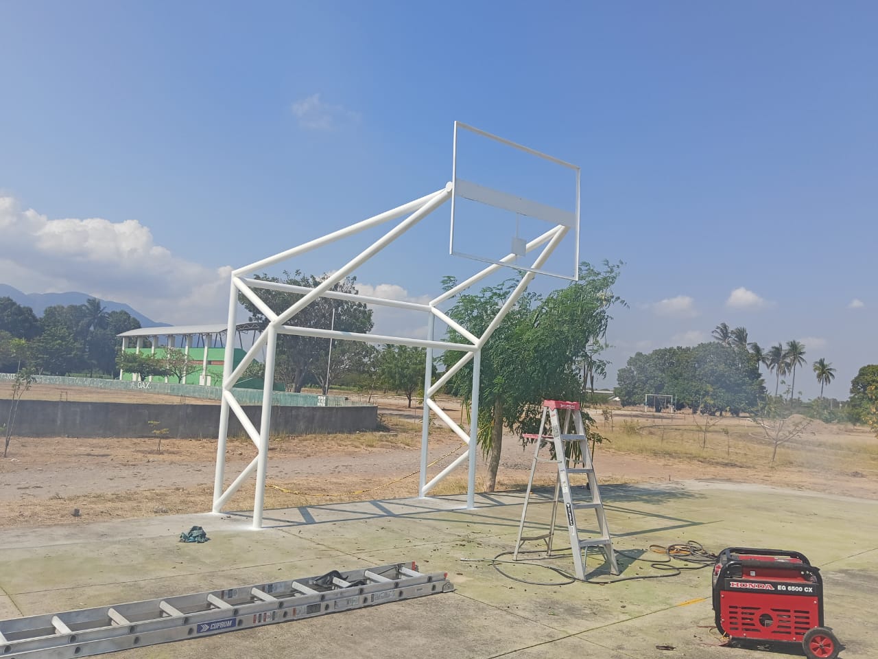 REHABILITACIÓN DE MULTICANCHA EN EL DEPORTIVO Y RECREATIVO EN SANTA MARÍA MIXTEQUILLA