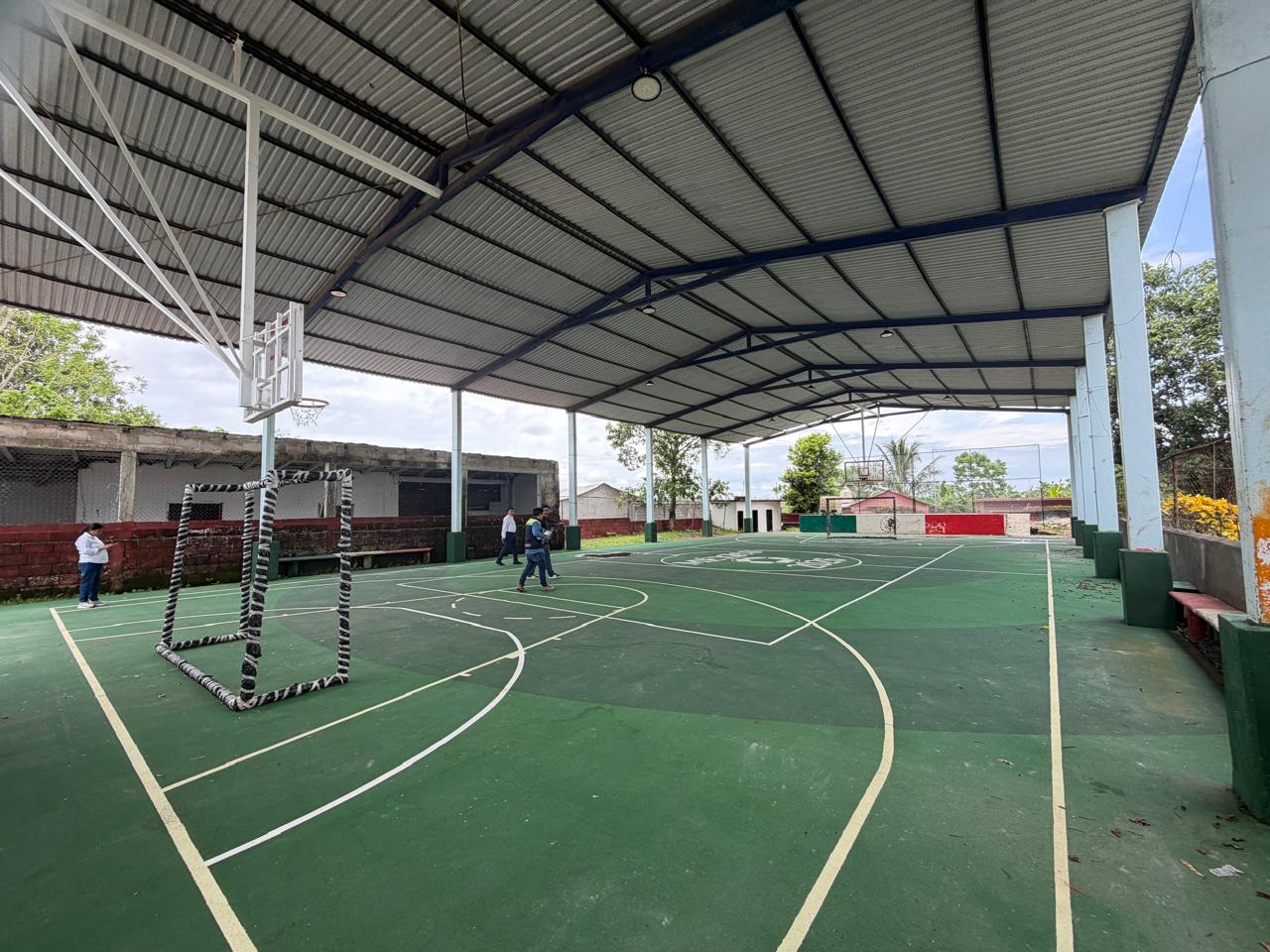 REHABILITACIÓN DE MULTICANCHA EN ESTACIÓN MOGONE EN SAN JUAN GUICHICOVI