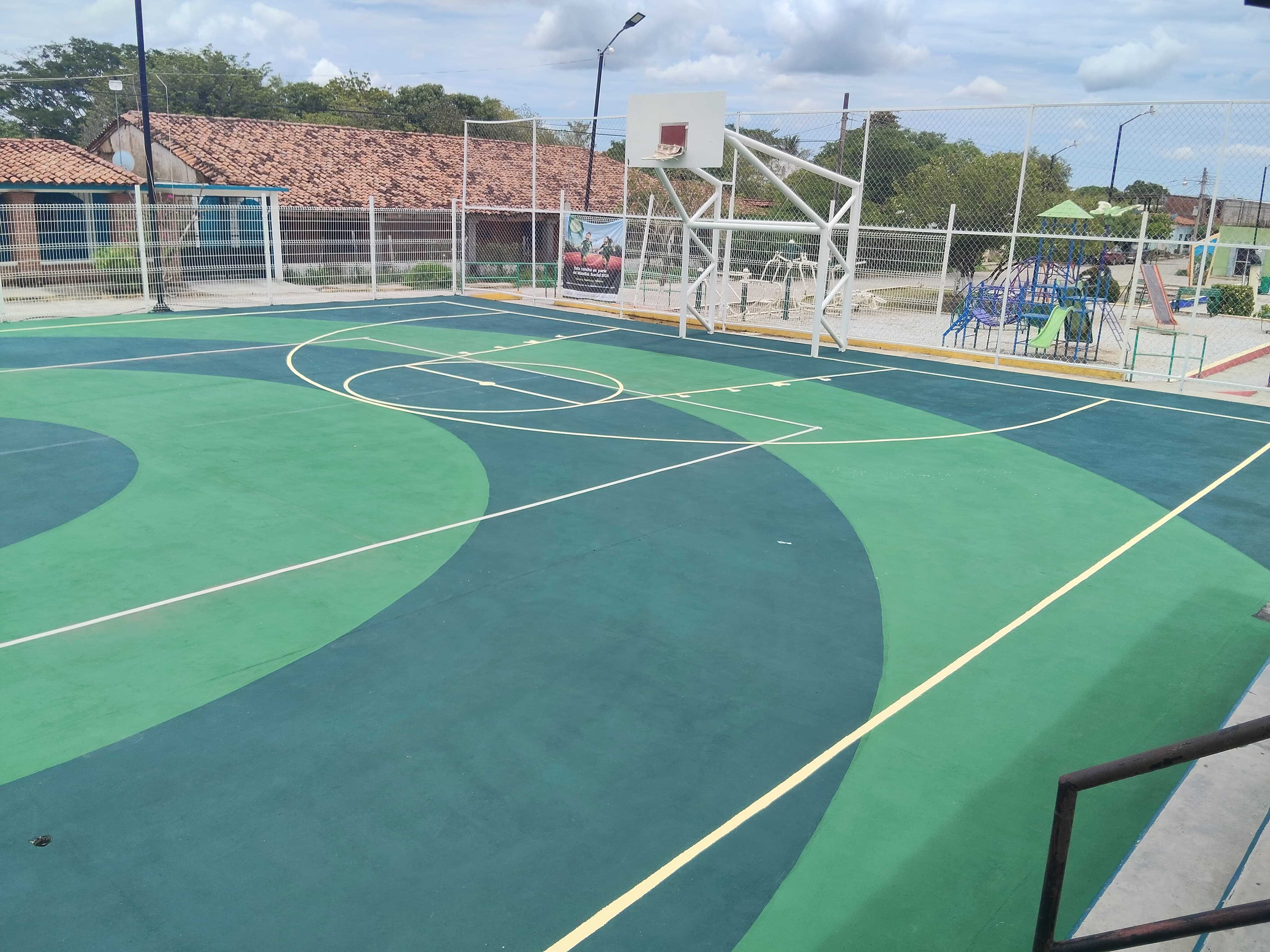 REHABILITACIÓN DE MULTICANCHA DEL MERCADO EN SANTIAGO NILTEPEC