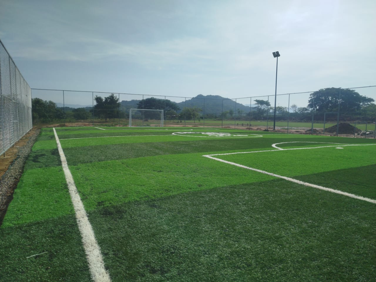 CONSTRUCCIÓN DE CANCHA FÚTBOL 5 EN SAN ANDRÉS HUAXPALTEPEC