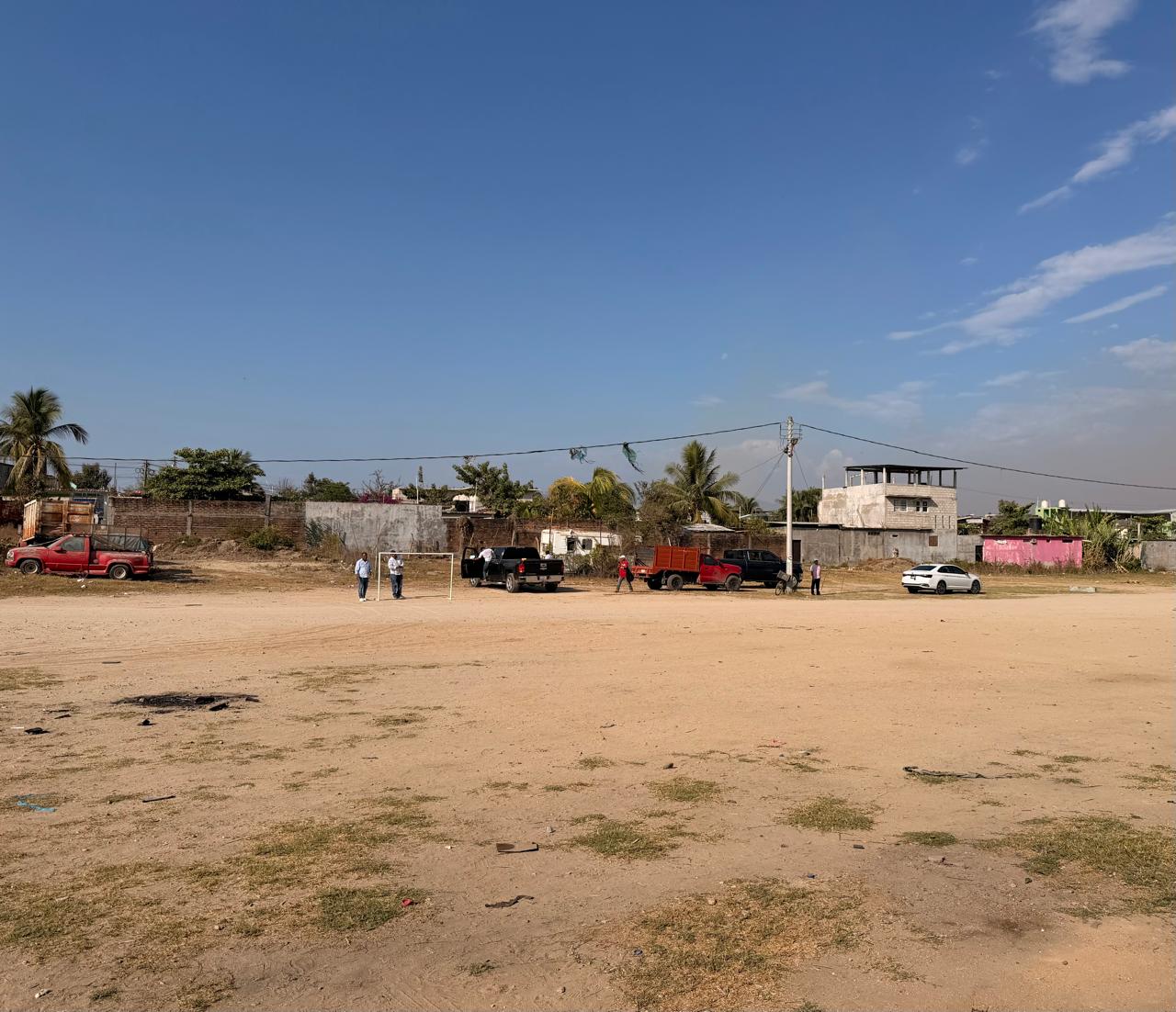 CONSTRUCCIÓN DE CANCHA FÚTBOL 5 EN EXPO FERIA CRUZ GRANDE EN FLORENCIO VILLARREAL 2