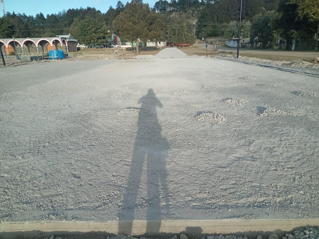 CONSTRUCCIÓN DE CANCHA DE FÚTBOL 5 EN PARQUE LOS HUMEROS EN CHIGNAUTLA