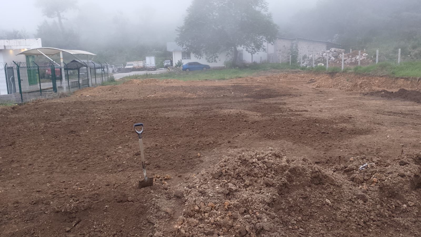 CONSTRUCCIÓN DE CANCHA DE FÚTBOL 5 EN COLONIA AGUA ZARCA EN HUEYTAMALCO