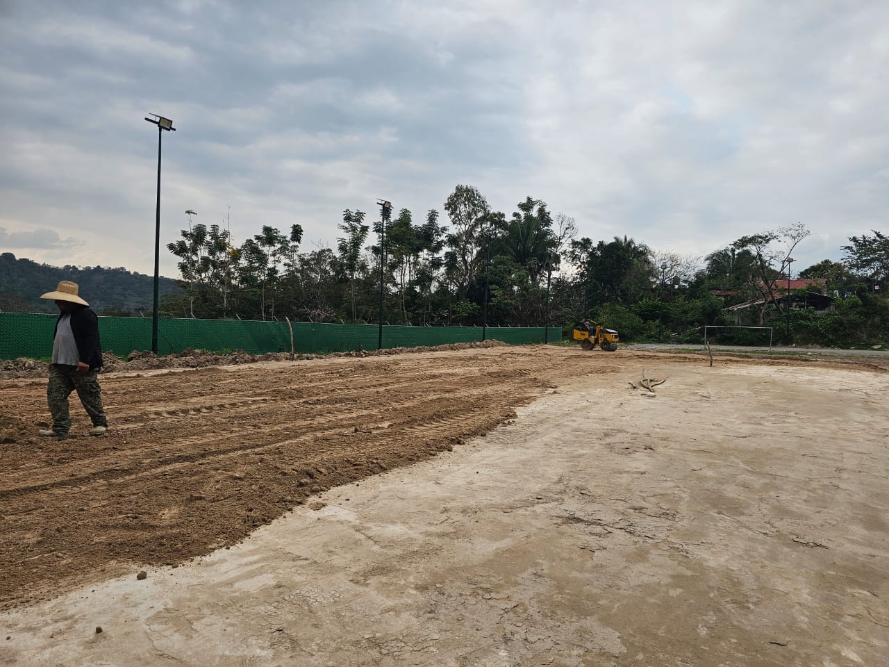 CONSTRUCCIÓN DE CANCHA DE FÚTBOL 5 EN CALZADA CUETZALAN EN CUETZALAN DEL PROGRESO