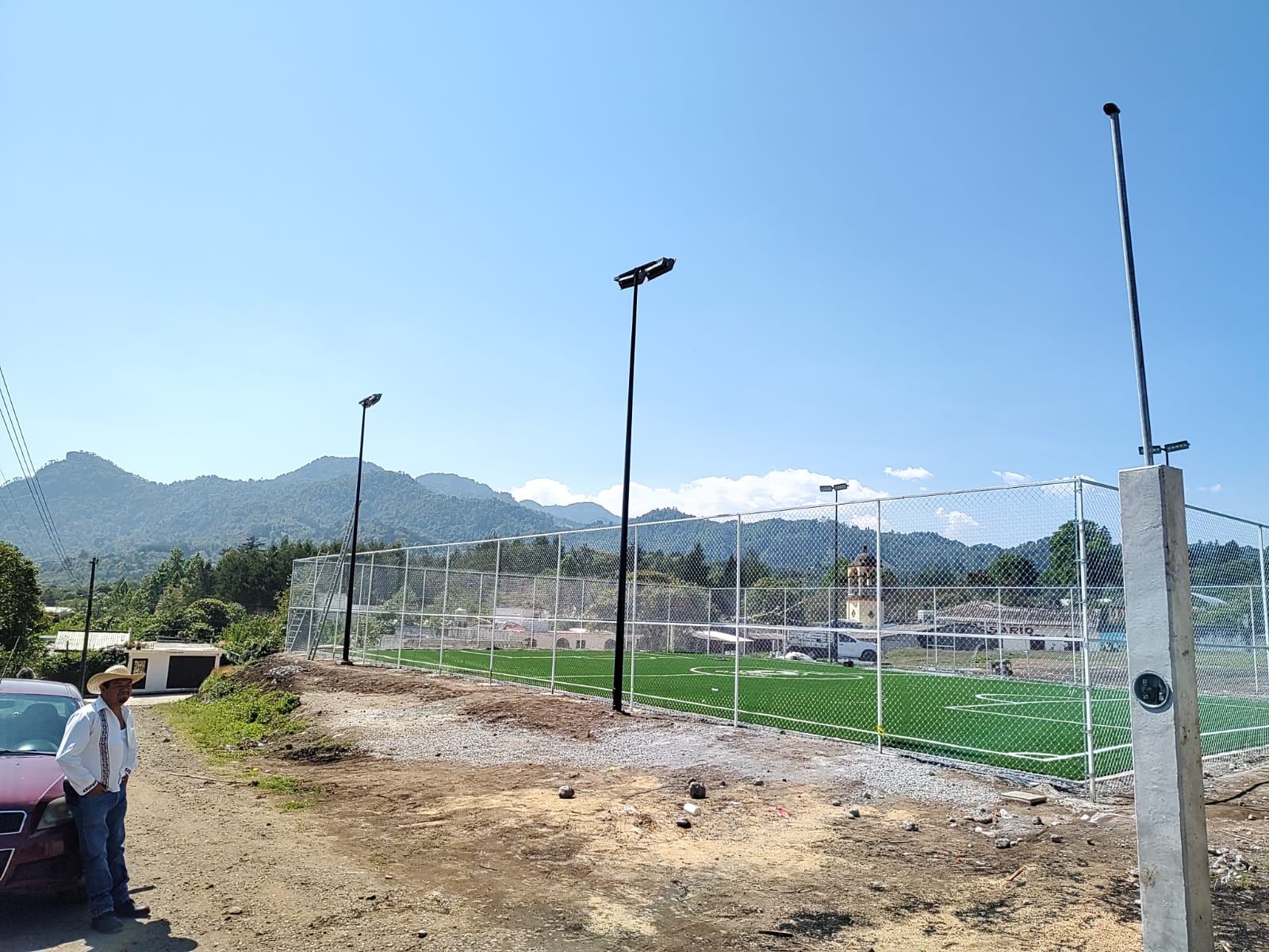 CONSTRUCCIÓN DE CANCHA DE FÚTBOL 5 EN COLONIA COLOSTITÁN EN HUEYAPAN