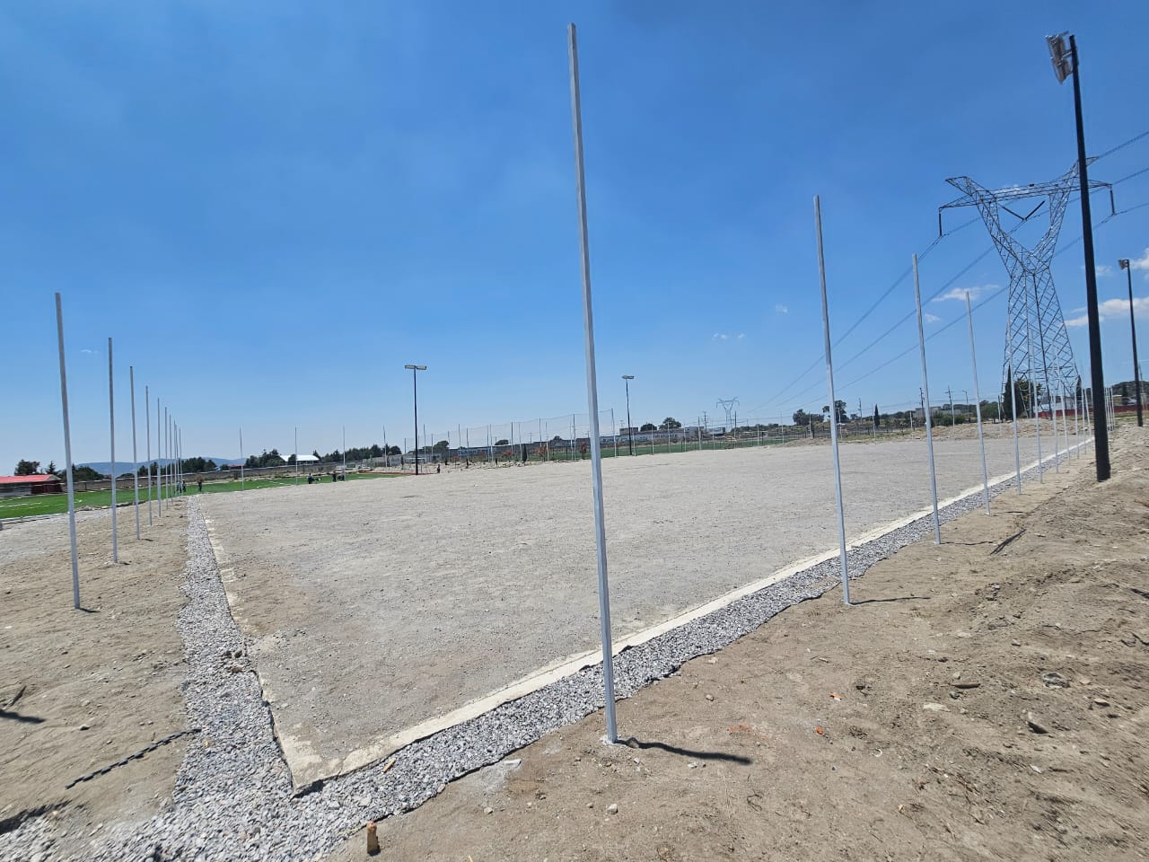 CONSTRUCCIÓN DE CANCHA DE FÚTBOL 7 EN UNIDAD DEPORTIVA DE TEPATLAXCO DE HIDALGO