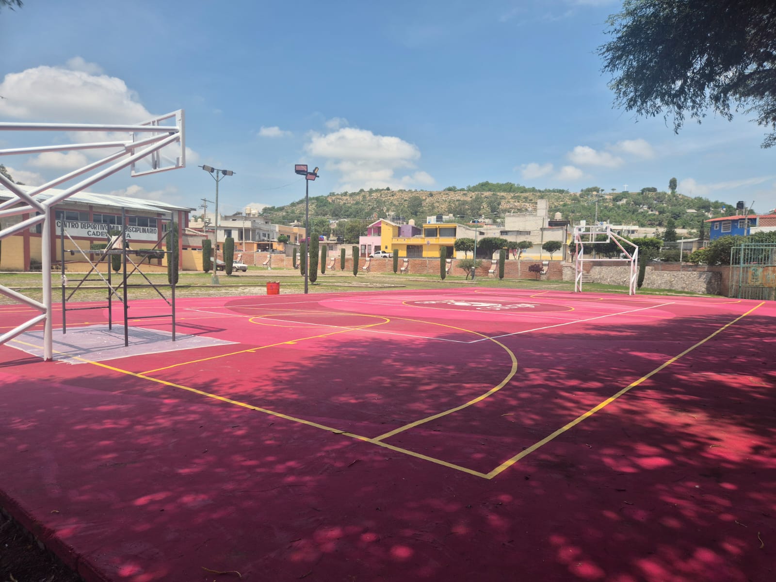 REHABILITACIÓN DE MULTICANCHA EN CENTRO DEPORTIVO MULTIDICIPLINARIO CADEREYTA EN CADEREYTA DE MONTES