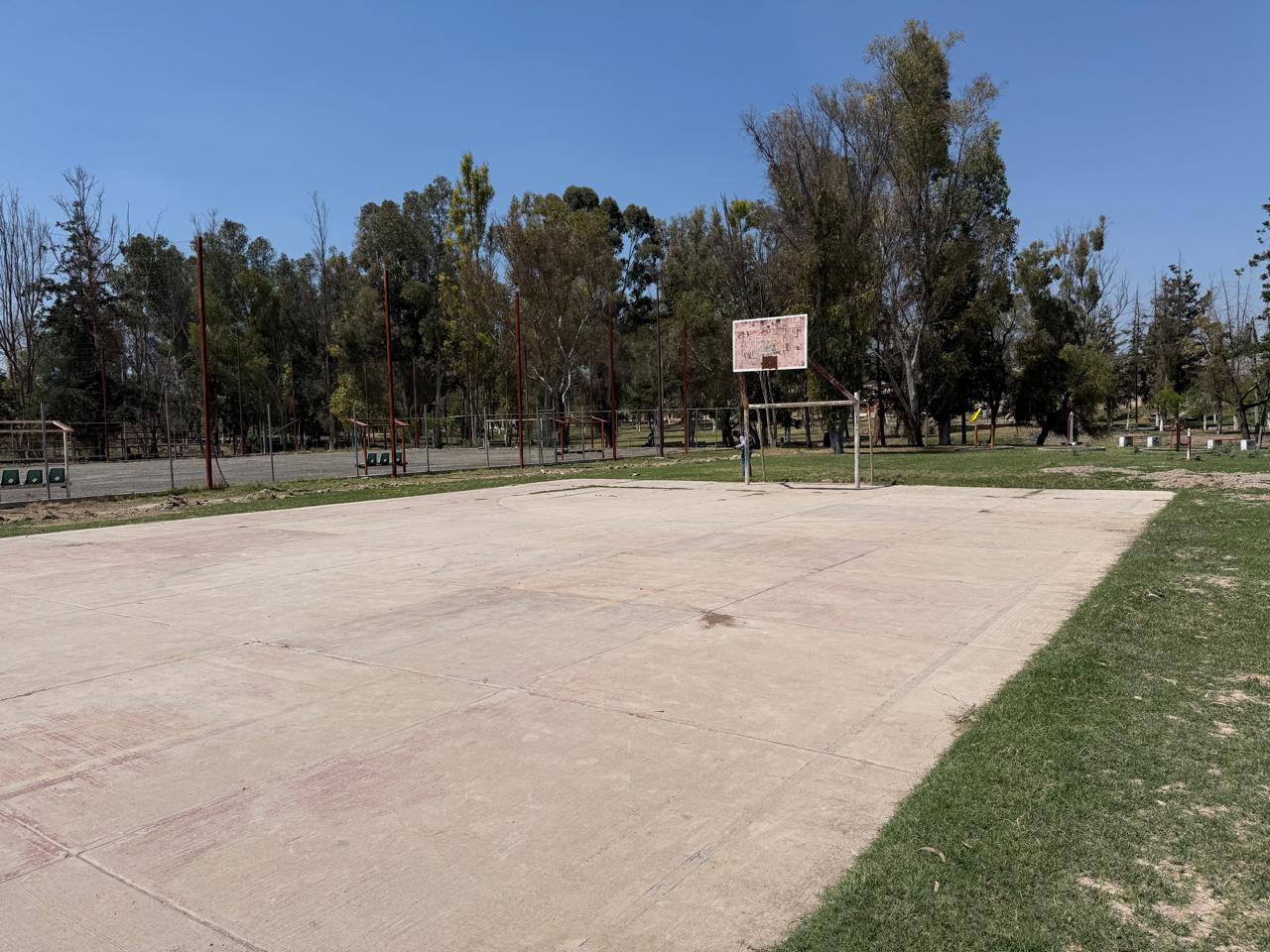 REHABILITACIÓN DE MULTICANCHA EN PARQUE LA PRESA 1 EN EZEQUIEL MONTES