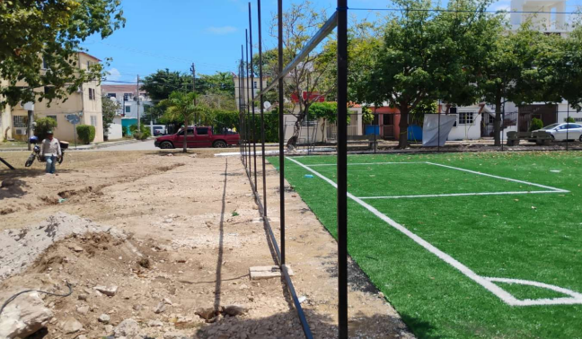 CONSTRUCCIÓN DE CANCHA DE FÚTBOL 5 EN EL PARQUE SM 29 EN BENITO JUÁREZ