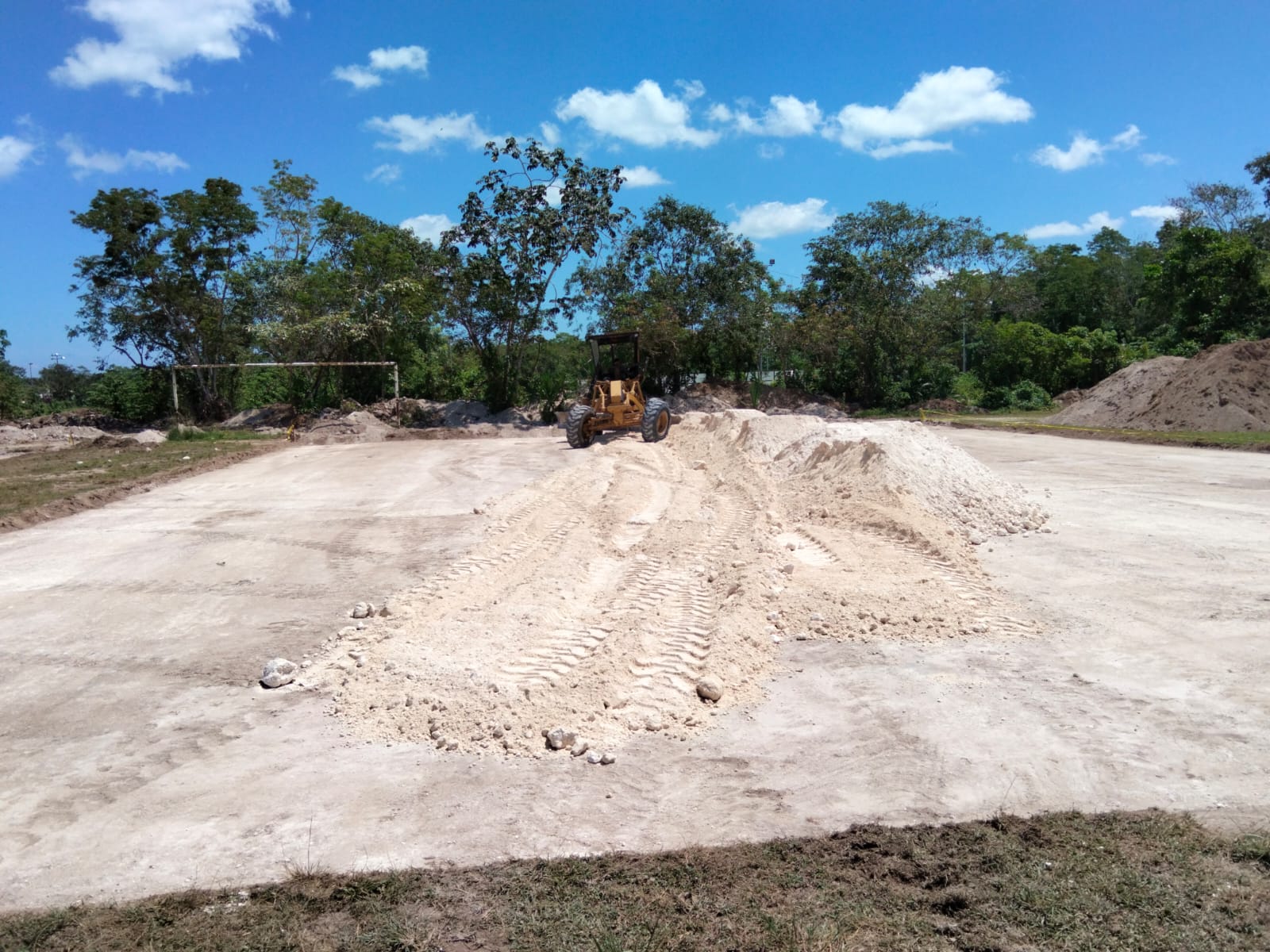 CONSTRUCCIÓN DE CANCHA DE FÚTBOL 5 DE LA UNIDAD DEPORTIVA CANCHA 2