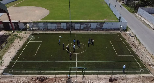 CONSTRUCCIÓN DE CANCHA DE FÚTBOL 5 EN LA CANCHA LEÓNA VICARIO EN FELIPE CARRILLO PUERTO