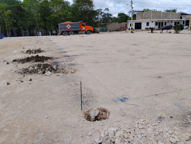 CONSTRUCCIÓN DE CANCHA 2 DE FÚTBOL 5 EN PRADERA DE LA COL DEL RAMAL ZONA CONTINENTAL ISLA MUJERES