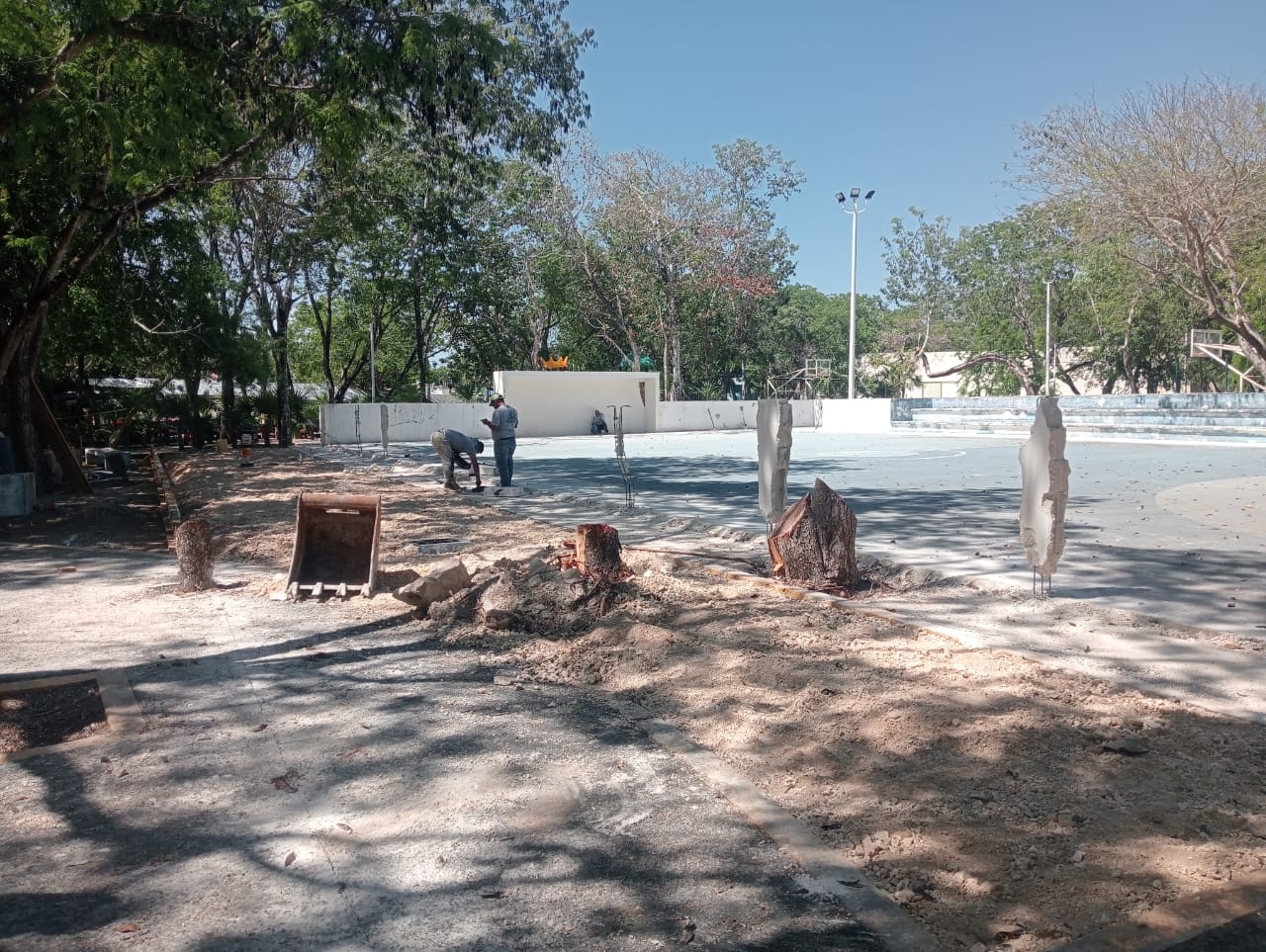 CONSTRUCCIÓN DE CANCHA DE FÚTBOL 5 PETÉN EN PLAYA DEL CARMEN
