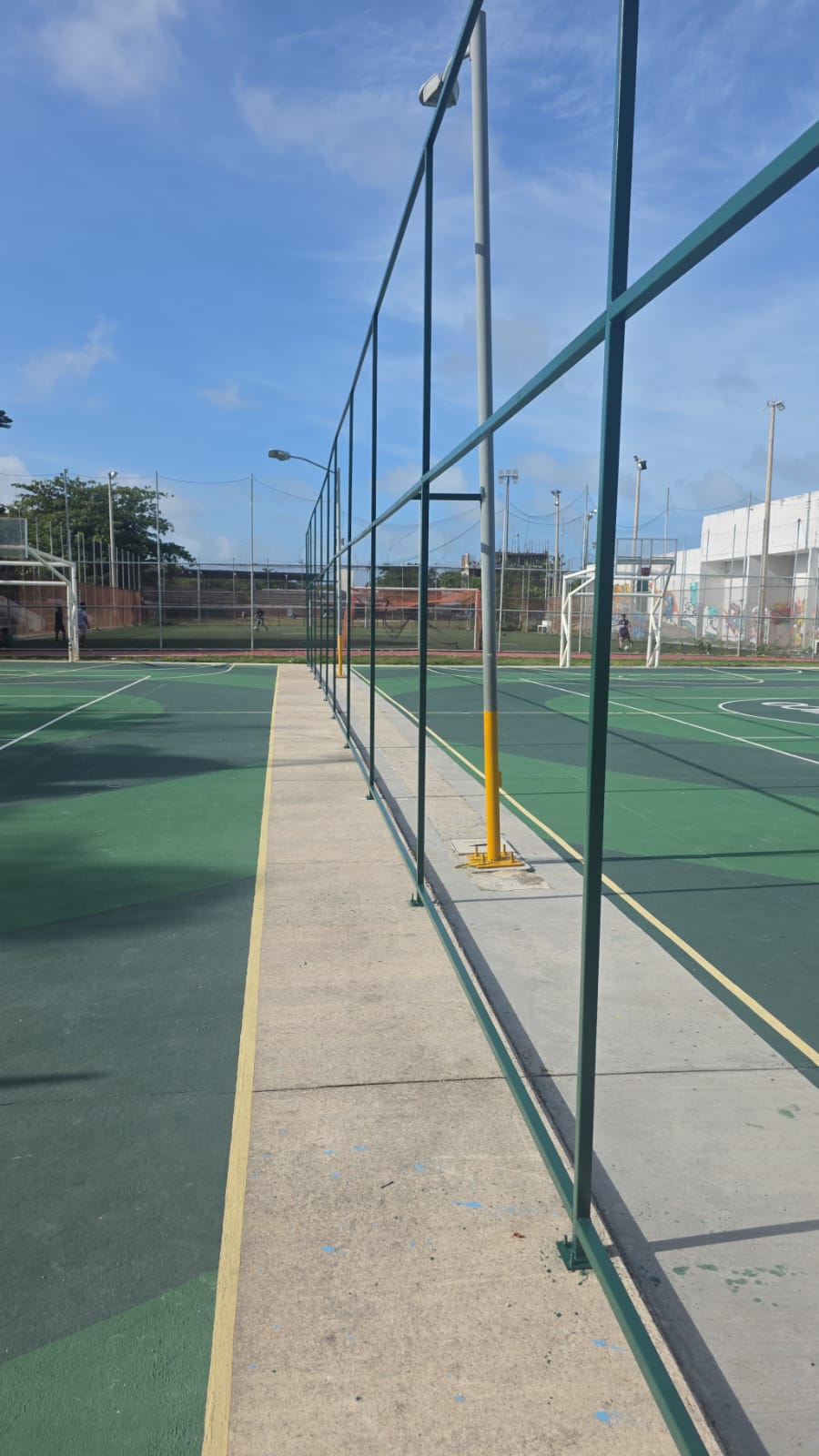 REHABILITACIÓN DE MULTICANCHA EN LA UNIDAD DEPORTIVA PESCADORES PUERTO MORELOS 2