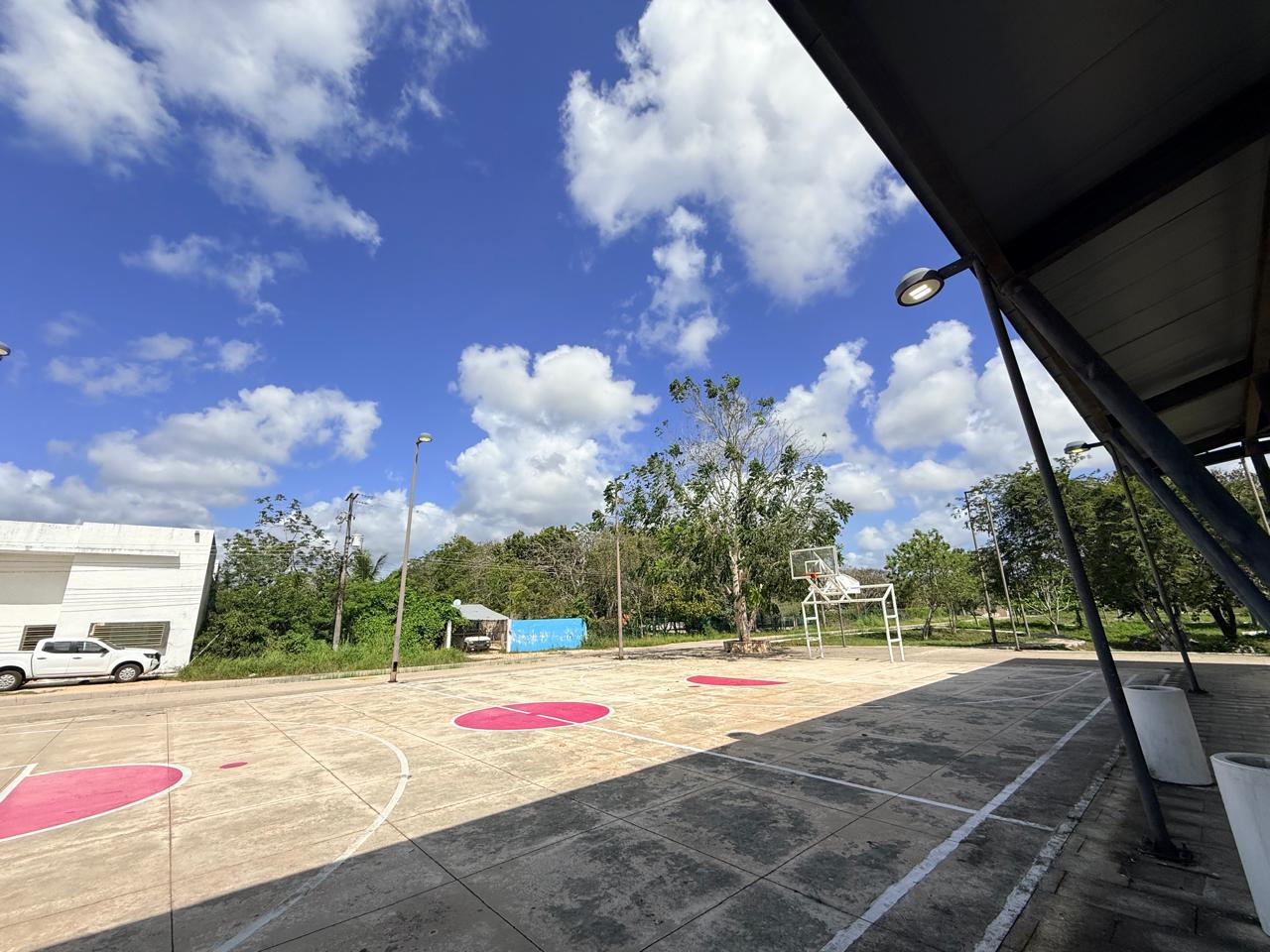 REHABILITACIÓN DE MULTICANCHA EN EL PARQUE CON INFRAESTRUCTURA INCLUSIVA Y DEPORTIVA 1 EN FELIPE CARRILLO PUERTO