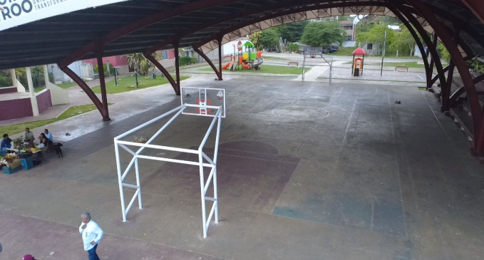 REHABILITACIÓN DE MULTICANCHA EN CANCHA EN DOMO DE LA COLOSIO EN BACALAR