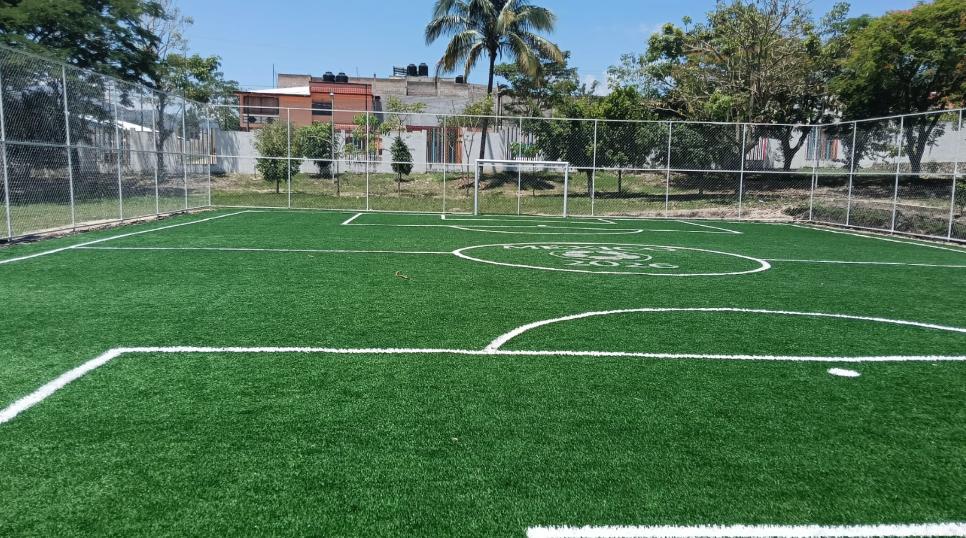 CONSTRUCCION DE CANCHA DE FÚTBOL 5 EN LA UNIDAD DEPORTIVA YAXCHILAN EN OCOSINGO