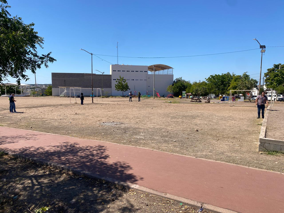 CONSTRUCCIÓN DE CANCHA FÚTBOL 5 EN PRADOS DEL SOL 2 EN CULIACÁN