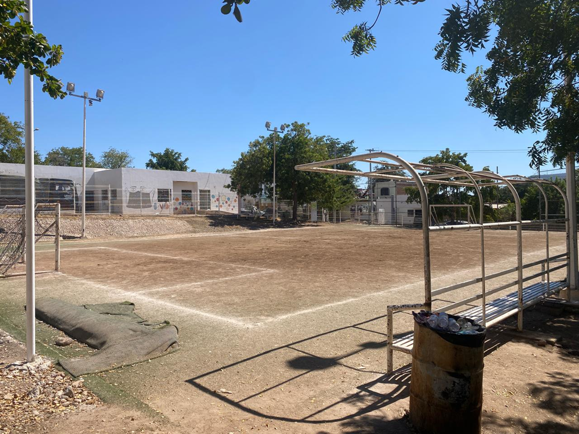 CONSTRUCCIÓN DE CANCHA FÚTBOL 5 EN AMPLIACIÓN CNOP EN CULIACÁN