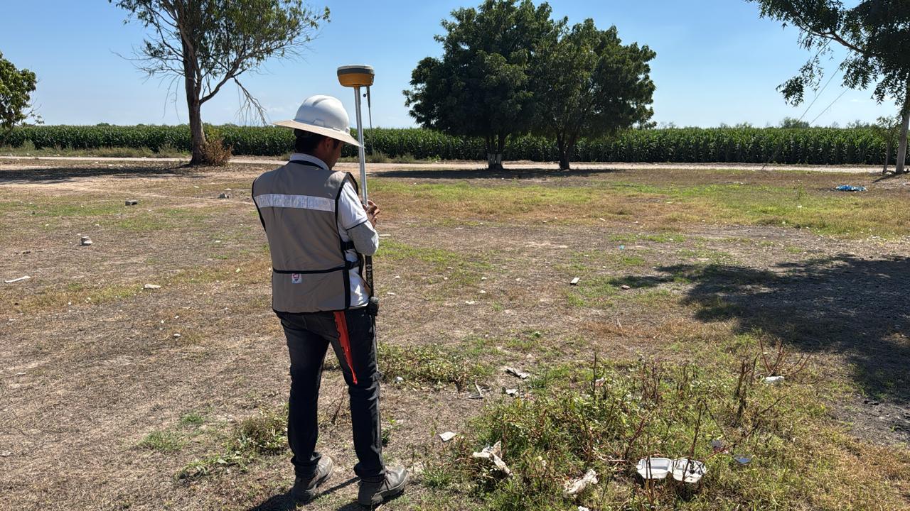 CONSTRUCCIÓN DE CANCHA FÚTBOL 5 EN FRACCIONAMIENTO VILLAS DEL SOL EN EL DORADO