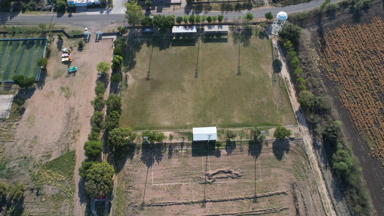 CONSTRUCCIÓN DE CANCHA FÚTBOL 5 EN LA UNIDAD DEPORTIVA MUNICIPAL EN MOCORITO 2