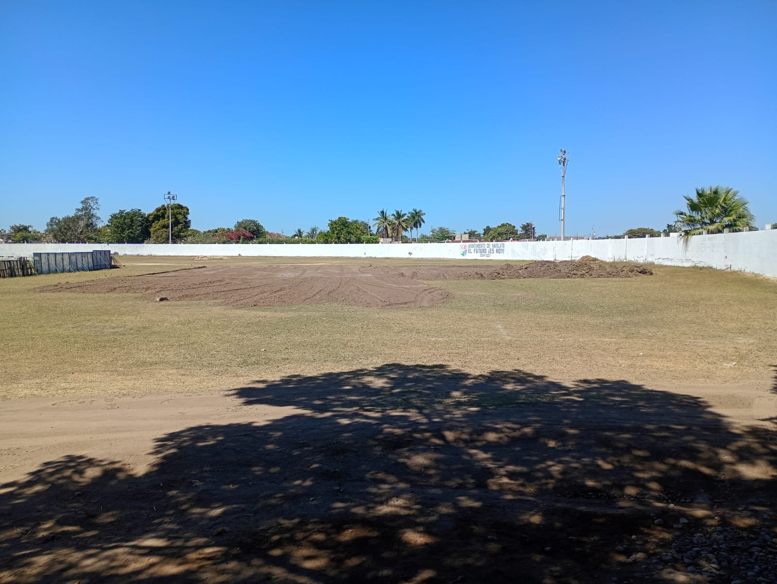 CONSTRUCCIÓN DE CANCHA FÚTBOL 5 EN CABECERA EN NAVOLATO