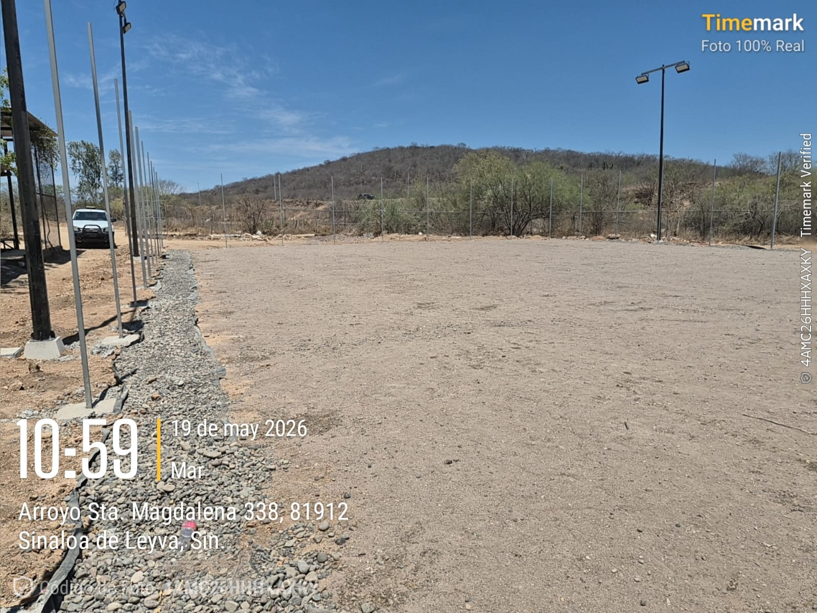 CONSTRUCCIÓN DE CANCHA FÚTBOL 5 EN POLIDEPORTIVO SAÚL RUBIO AYALA EN SINALOA DE LEYVA