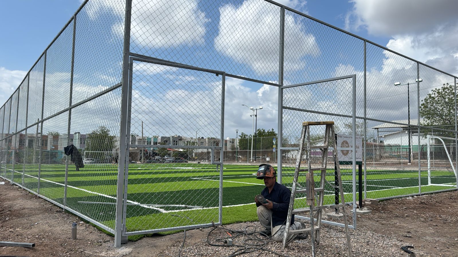 CONSTRUCCIÓN DE CANCHA FÚTBOL 7 EN CANCHA RASAC EN CULIACÁN